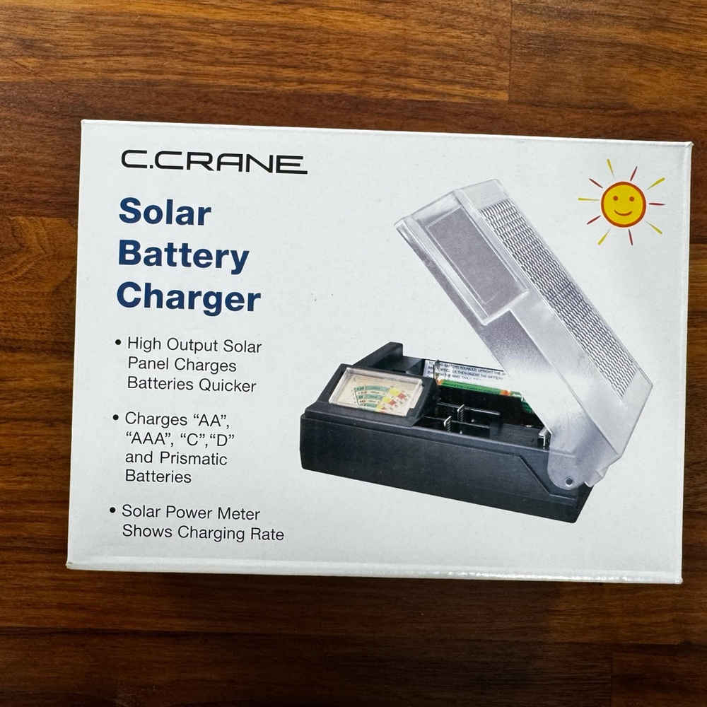 Black Solar Battery Charger for Sustainable Energy